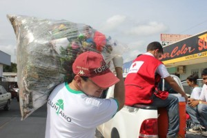 Limpieza de calles en Chitré - Voluntariado en Panamá - 3