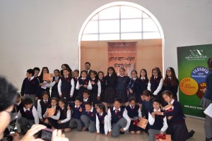 Jóvenes poetas en la Serena, Chile, participando en el Concurso "Giordano Bruno"