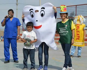 Campaña de Salud Bucal en Trujillo - Perú