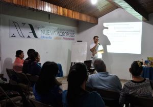 Lecture on anti-cancer foods (Tegucigalpa, Honduras)