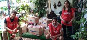 Delivery of “Christmas hampers” (Argentina)