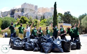 ¡La Acrópolis se llenó de voluntarios! (Atenas, Grecia)