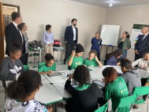 Delegation from Germany visits the Criança para o Bem ( Children for Good) Program (Brazil)