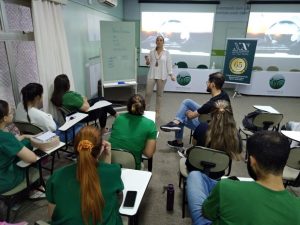Philosophy and Art help residents develop the human side of Medicine (Brazil)