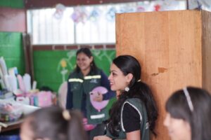 Visita a los niños en Valle de Ángeles (Honduras)