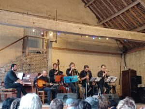 Prodigious jazz concert as part of Arts Day (Cour Petral, France)