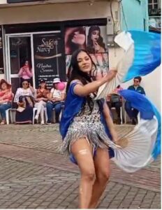 Poesía y Danza en el IX Encuentro Nacional de Artes en Ecuador