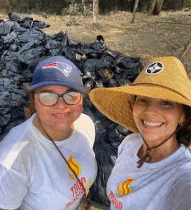 Jornada de limpieza de una playa (Panamá)