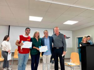 Nueva Acrópolis Valencia y GEA en el acto de homenaje del IES Salvador Gadea tras la DANA (Valencia, España)