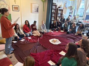 The Wisdom in Her Hands – A Women’s Circle (Chicago, USA)